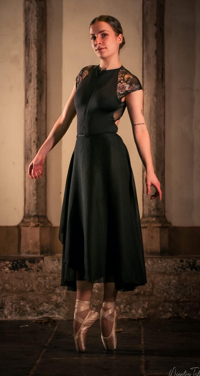 Vera Reinders - Costumes